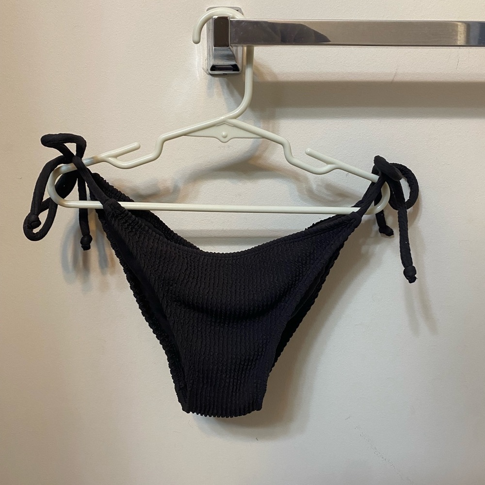 swimsuit bottoms